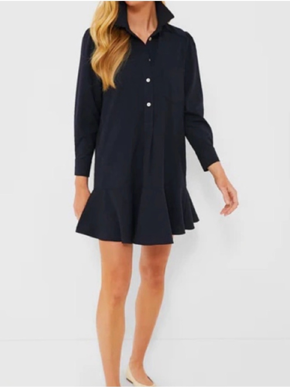 Tuckernuck Navy Crepe Callahan Shirt Dress
Size XS